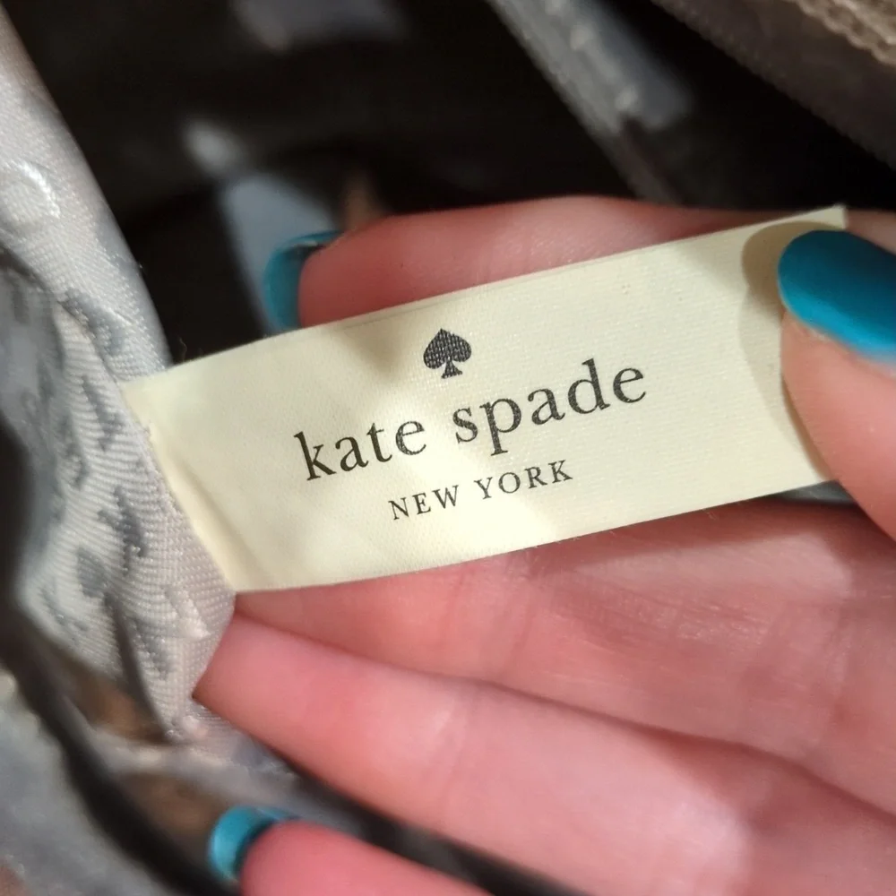 Kate Spade GUC Mavis Silver Taden Street Tote Shimmer Glitter Bag Purse CALLOUTS - Picture 12 of 16